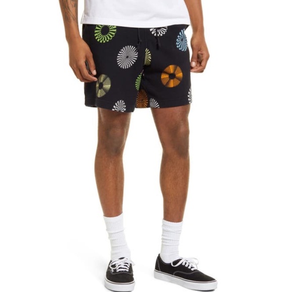 Rainbow 🌈 medallion print French terry drawstring shorts pockets 2XL NEW NWT - Picture 1 of 5